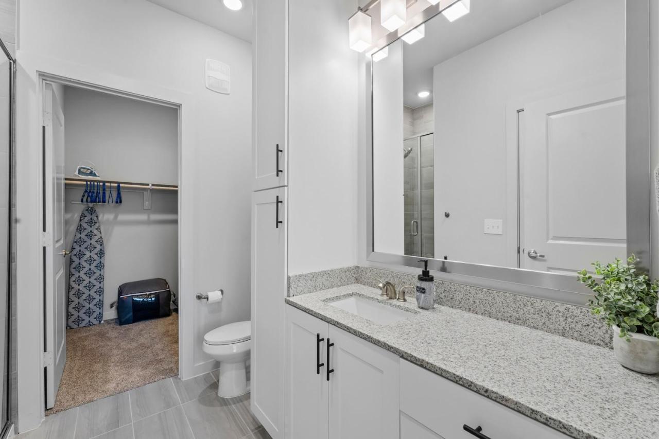 Luxury Central Apts - Free Parking, Gym, Fast Wifi Apartment Остин Екстериор снимка