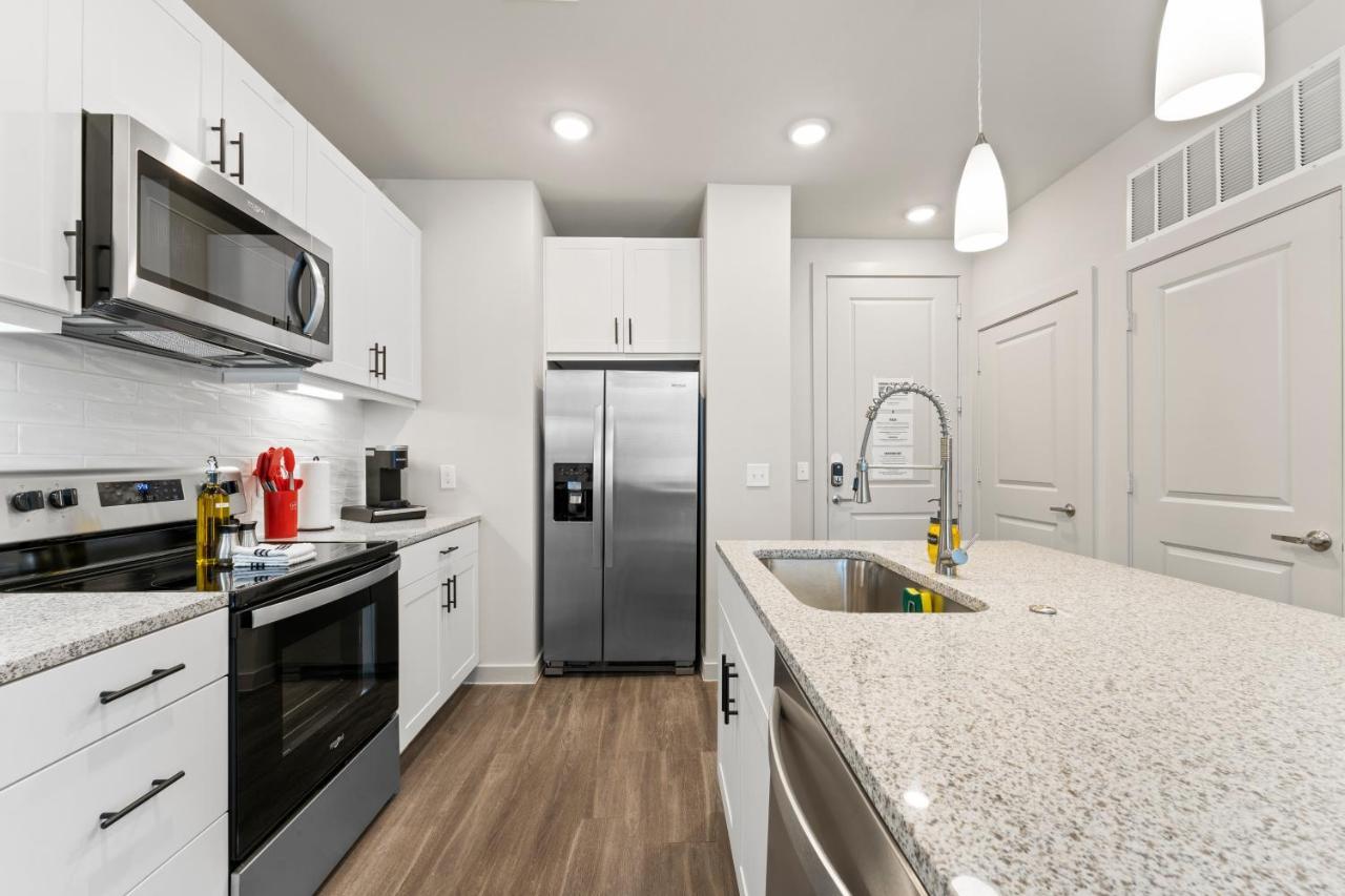 Luxury Central Apts - Free Parking, Gym, Fast Wifi Apartment Остин Екстериор снимка