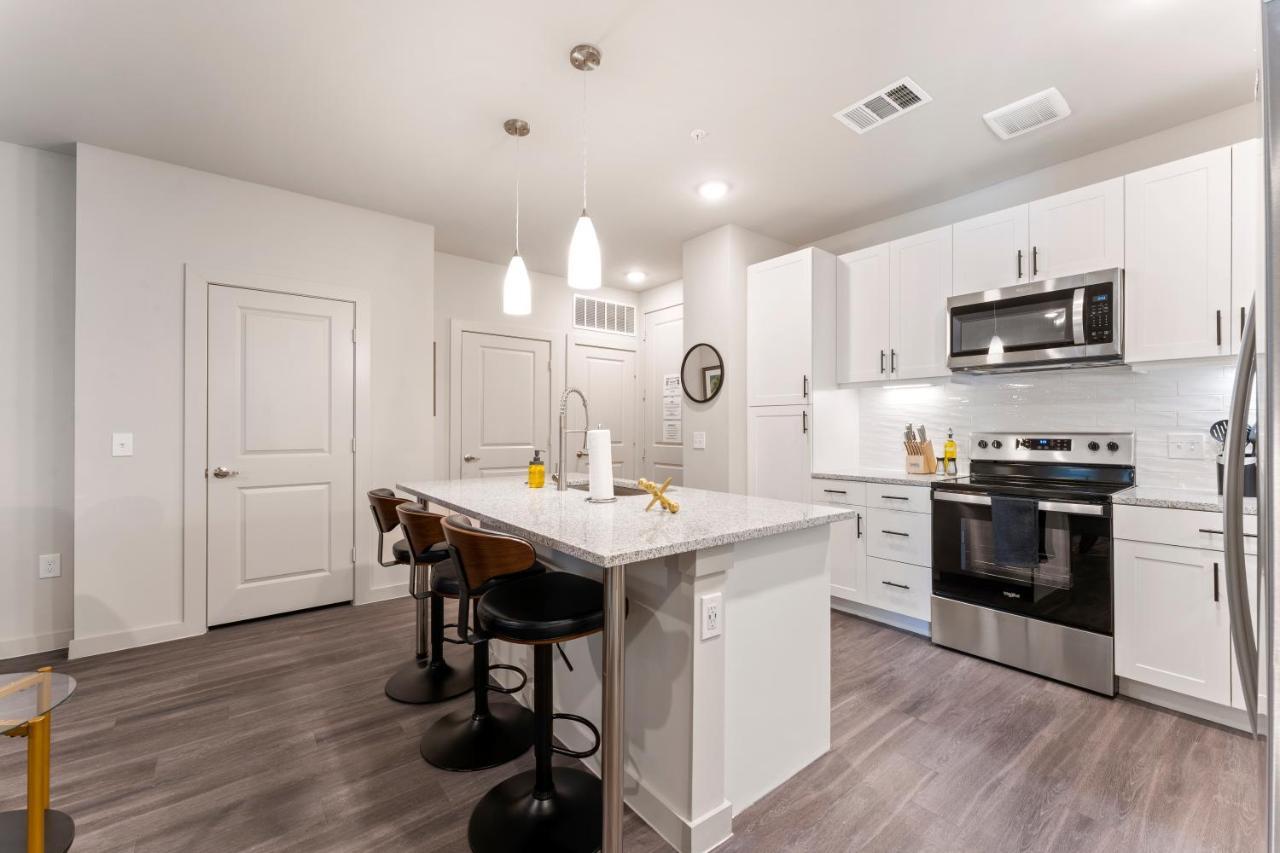 Luxury Central Apts - Free Parking, Gym, Fast Wifi Apartment Остин Екстериор снимка