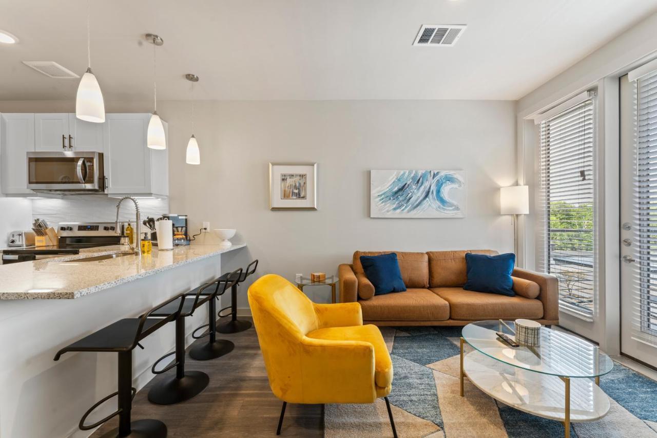 Luxury Central Apts - Free Parking, Gym, Fast Wifi Apartment Остин Екстериор снимка