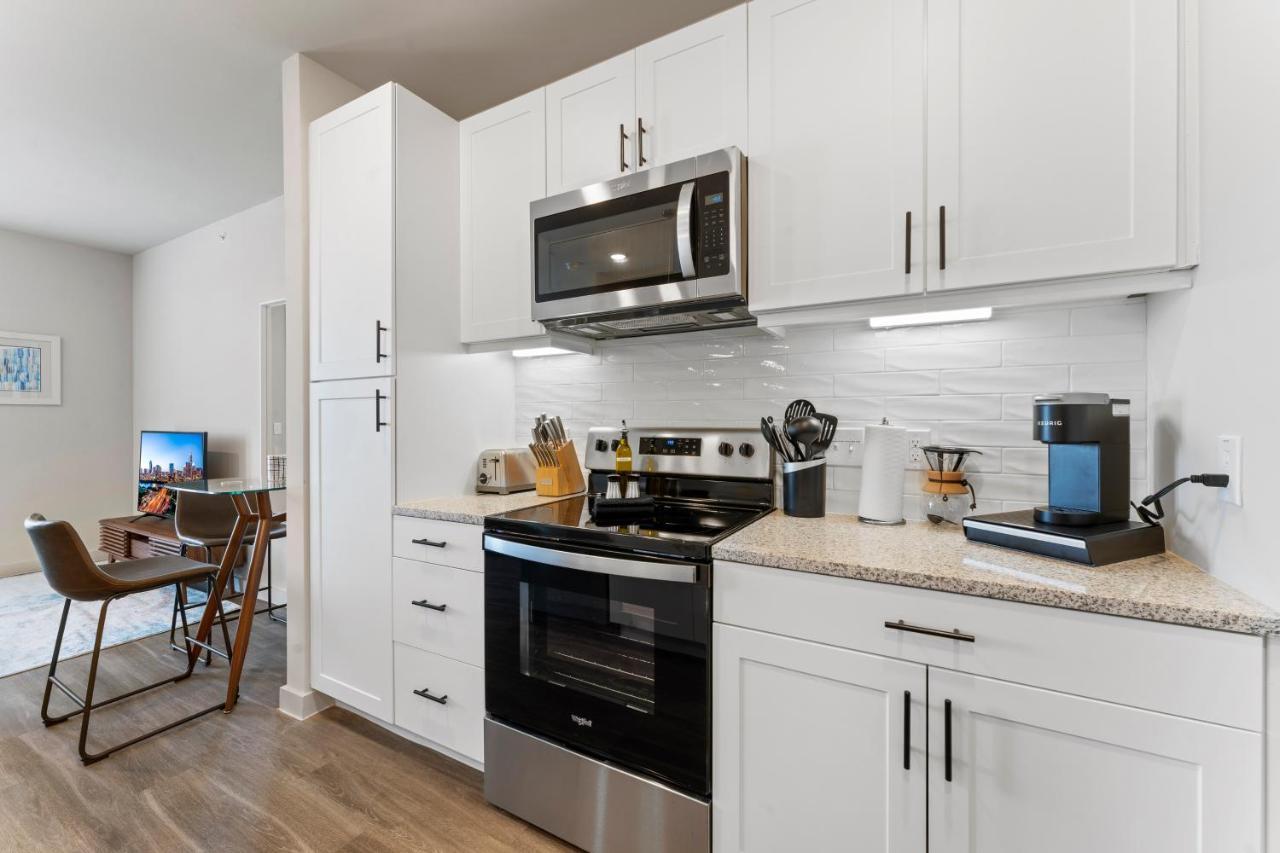 Luxury Central Apts - Free Parking, Gym, Fast Wifi Apartment Остин Екстериор снимка